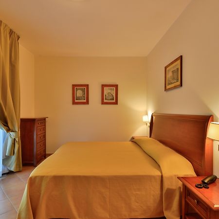 Minerva Resort Hotel 파이스툼 외부 사진
